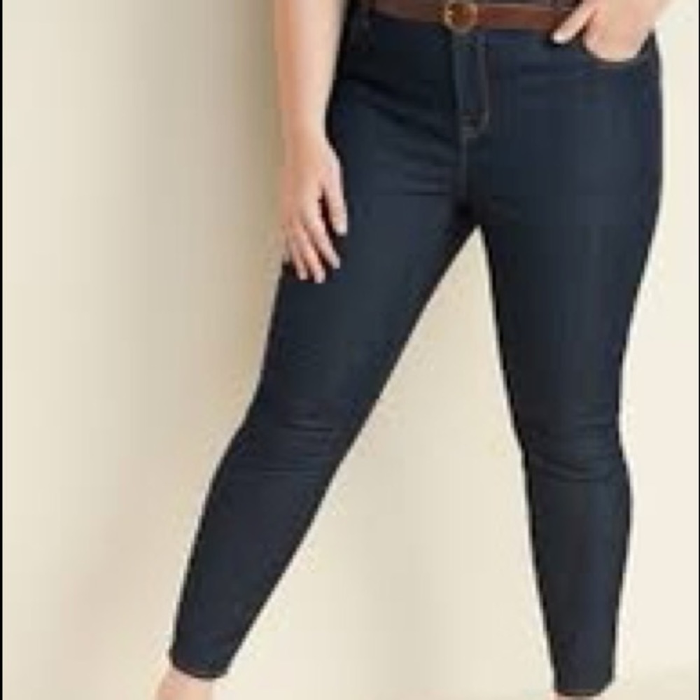 NWT Old Navy plus super skinny dark wash